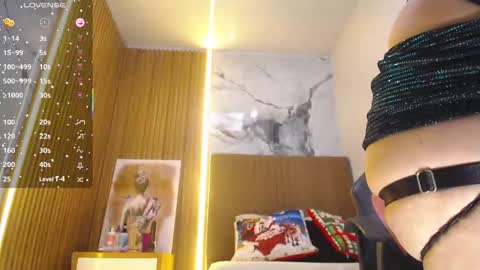 lorenadavies online show from November 27, 2025, 1:35 pm