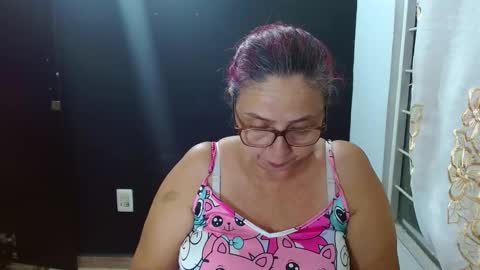 Lorena.. online show from October 2, 2025, 1:45 am