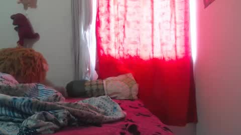 lorenitha online show from October 12, 2025, 5:01 pm