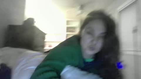 lorenlovely online show from October 1, 2025, 4:40 am