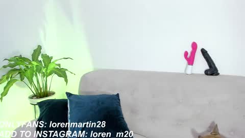 L O R E N online show from September 23, 2025, 11:57 am