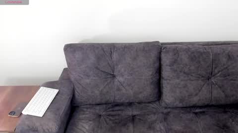 Lorenzo F online show from May 9, 2026, 1:44 am