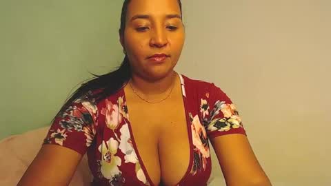 Snapshot of loretta_ chatting on January 8, 2025, 12:49 am Loretta Gmez online show from January 8, 2025, 12:49 am