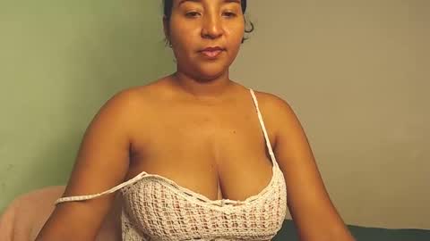 Snapshot of loretta_ chatting on January 23, 2025, 1:08 am Loretta Gmez online show from January 23, 2025, 1:08 am
