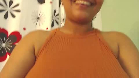 Snapshot of loretta_ chatting on February 14, 2025, 3:22 am Loretta Gmez online show from February 14, 2025, 3:22 am