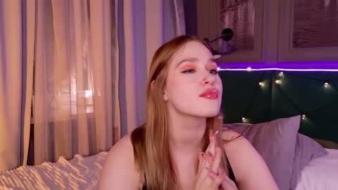 Snapshot of lori_mason chatting on December 6, 2024, 12:45 am Lori online show from December 6, 2024, 12:45 am