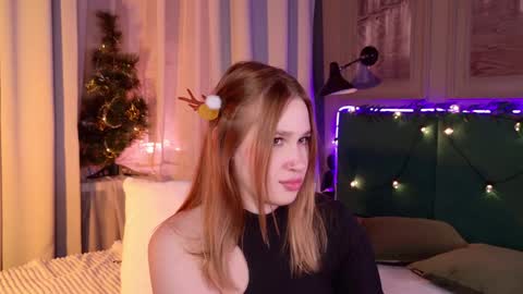 Snapshot of lori_mason chatting on December 30, 2024, 10:45 pm Lori online show from December 30, 2024, 10:45 pm