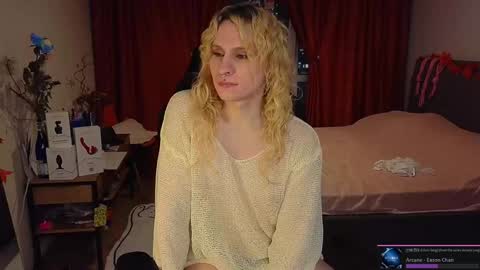 Snapshot of lori_myaf chatting on December 19, 2024, 3:41 pm Lori -----------------------------------    online show from December 19, 2024, 3:41 pm