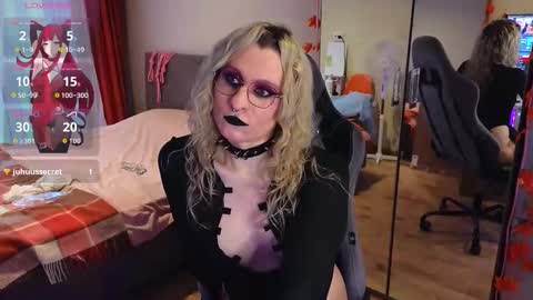 Snapshot of lori_myaf chatting on October 22, 2025, 1:44 pm Lori -----------------------------------    online show from October 22, 2025, 1:44 pm