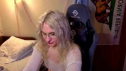 Lori -----------------------------------    online show from March 26, 2026, 5:29 pm