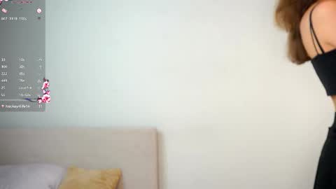 Naomi online show from October 27, 2025, 10:58 pm