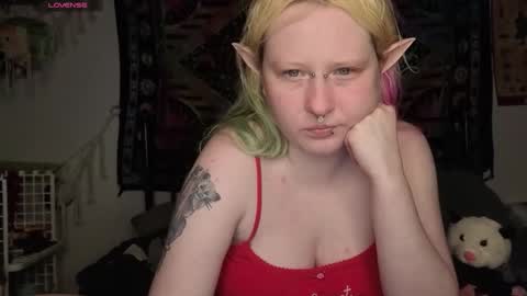Lori Critter online show from May 15, 2026, 11:34 pm