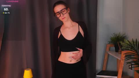 Ivy online show from October 3, 2025, 5:32 pm