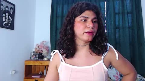 Snapshot of lorraine_baker chatting on January 8, 2025, 8:07 pm Lorraine online show from January 8, 2025, 8:07 pm
