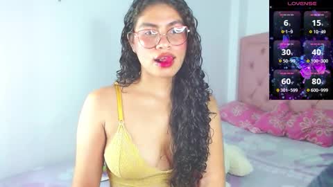 Snapshot of lorraine_rosse chatting on November 26, 2025, 3:40 am lorraine online show from November 26, 2025, 3:40 am