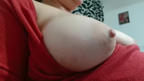 lory34 online show from October 9, 2025, 5:16 am