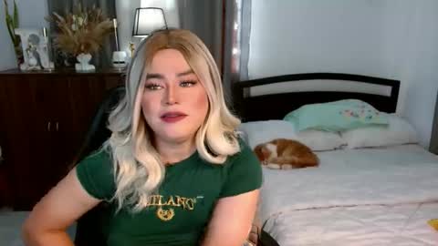 Los online show from November 5, 2025, 10:43 pm