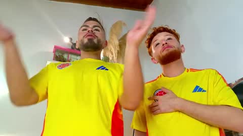 Snapshot of los_juanes chatting on March 26, 2026, 11:32 pm JUAN JUAN online show from March 26, 2026, 11:32 pm