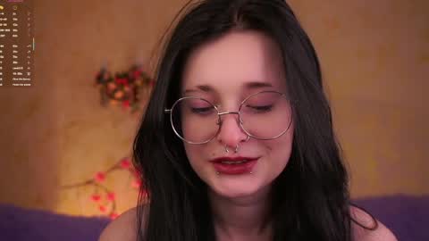 Jess online show from April 6, 2026, 11:00 am