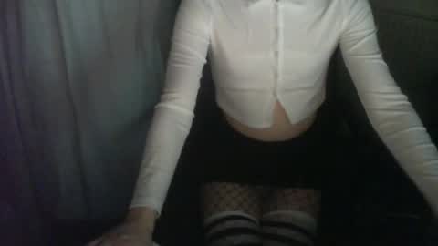 lostb0y98 online show from April 25, 2026, 3:31 am