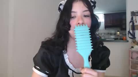 nefisa nef online show from February 15, 2025, 9:59 pm