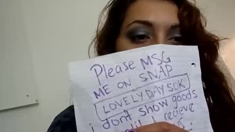 lotusbloom5 online show from April 16, 2026, 6:19 pm