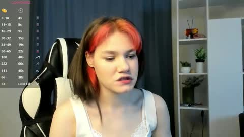 Riley online show from October 22, 2025, 7:02 pm