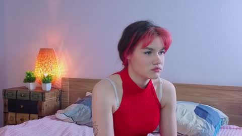 Riley online show from October 26, 2025, 8:04 pm