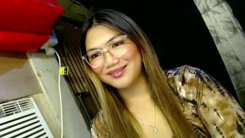 Sweet   online show from January 3, 2025, 10:51 pm