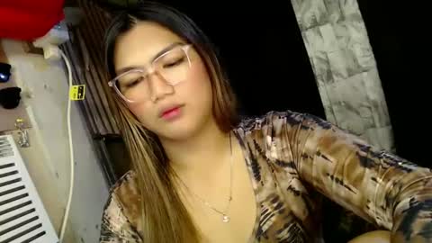 Sweet   online show from January 14, 2025, 12:14 pm