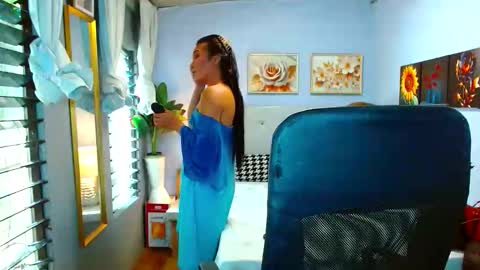 Snapshot of louie_sexy chatting on April 29, 2026, 6:28 am Cathy online show from April 29, 2026, 6:28 am