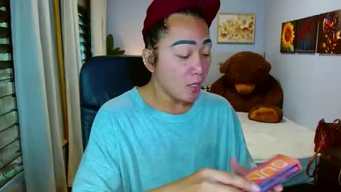 Snapshot of louie_sexy chatting on May 2, 2026, 5:01 am Cathy online show from May 2, 2026, 5:01 am