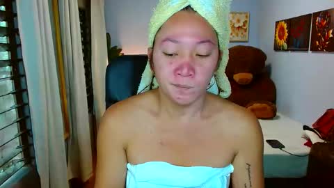 Snapshot of louie_sexy chatting on May 6, 2026, 3:13 am Cathy online show from May 6, 2026, 3:13 am