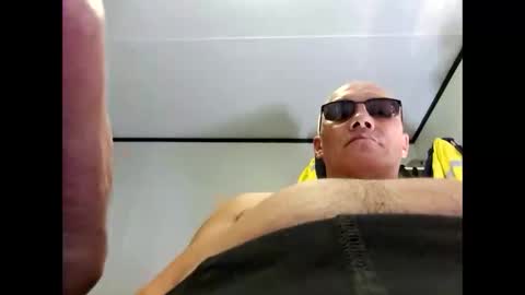 louiexctasy online show from April 25, 2026, 2:36 am