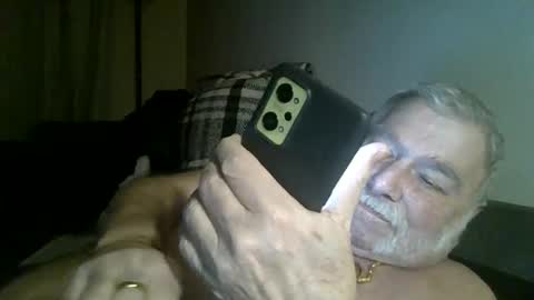 louis_chokdee online show from March 9, 2025, 6:21 pm