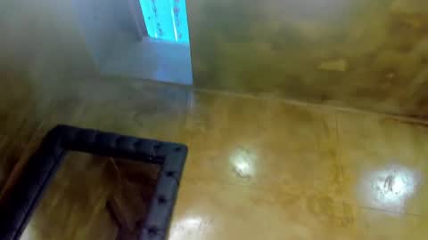 Louis online show from March 8, 2025, 10:34 pm