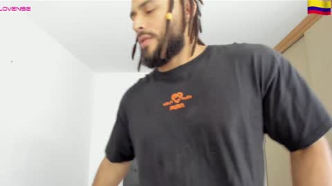 Snapshot of louis_marley_ chatting on December 17, 2024, 8:54 pm louis_marley_ online show from December 17, 2024, 8:54 pm