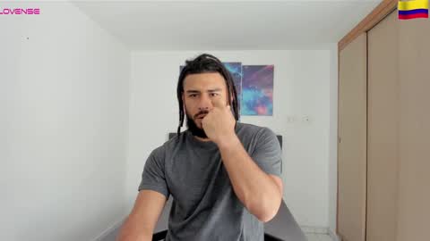 Snapshot of louis_marley_ chatting on December 29, 2024, 2:42 pm louis_marley_ online show from December 29, 2024, 2:42 pm