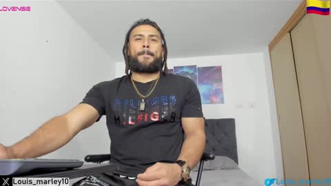 Snapshot of louis_marley_ chatting on February 4, 2025, 1:02 am louis_marley_ online show from February 4, 2025, 1:02 am