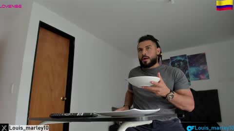 Snapshot of louis_marley_ chatting on February 26, 2025, 7:05 pm louis_marley_ online show from February 26, 2025, 7:05 pm