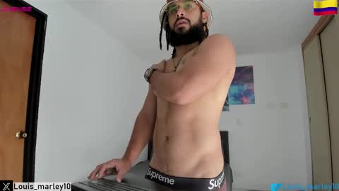 Snapshot of louis_marley_ chatting on November 22, 2025, 2:27 pm louis_marley_ online show from November 22, 2025, 2:27 pm