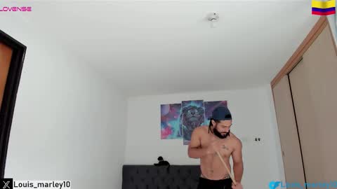 louis_marley_ online show from February 11, 2026, 1:05 pm