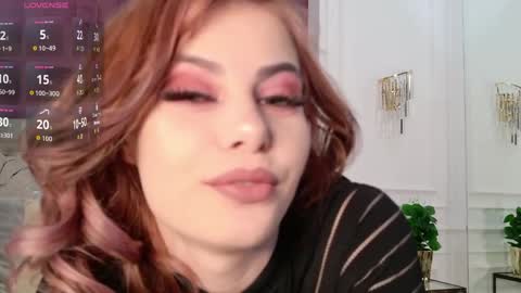 Louise online show from April 8, 2026, 3:39 am