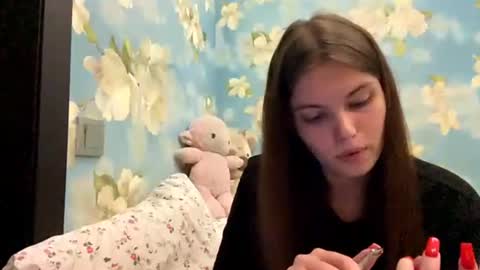 Sasha online show from June 19, 2026, 5:17 pm