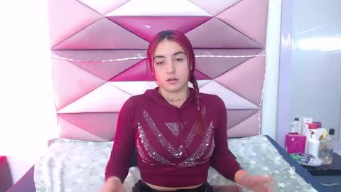 louren_jhonsonx21 online show from September 27, 2025, 5:51 pm
