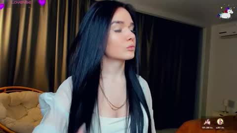 Brook and Del online show from November 16, 2025, 6:02 pm