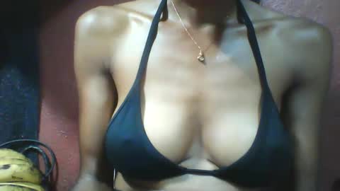 lovaelisa online show from February 13, 2026, 3:02 am
