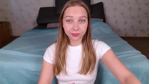love bella  online show from July 23, 2026, 12:24 am