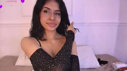 Cam online show from January 8, 2026, 7:27 pm