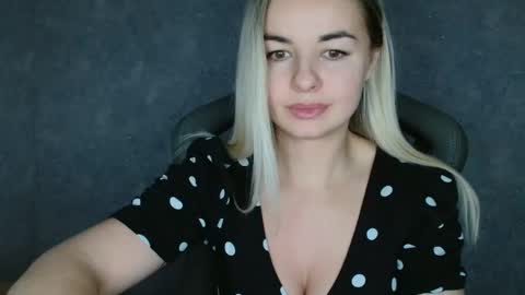 Megane online show from February 23, 2025, 1:21 pm